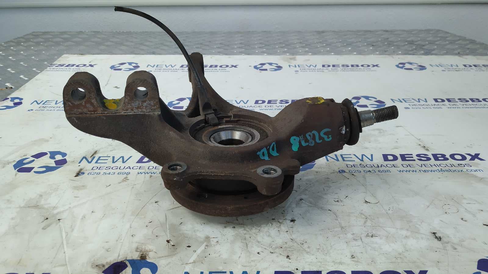 Recambio de MANGUETA DELANTERA DERECHA para CITROEN C4 BERLINA 9HXDV6ATED4 referencia OEM IAM 364796   - PLATA 2
