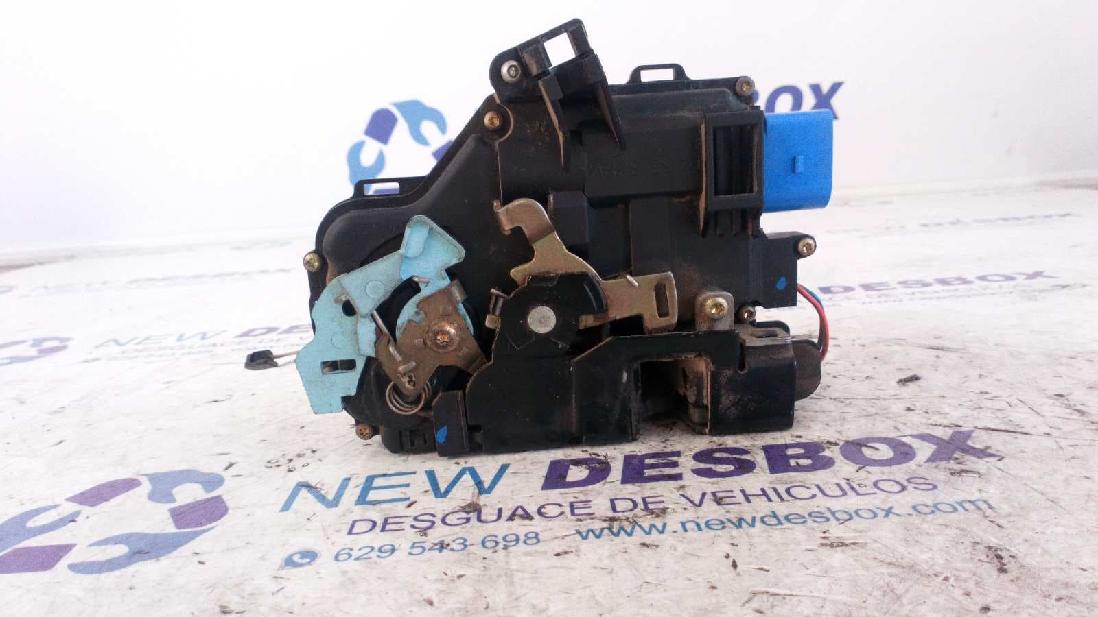 Recambio de CERRADURA PUERTA DELANTERA IZQUIERDA para VOLKSWAGEN TOUAREG (7LA) TDI R5 BAC referencia OEM IAM 991562101   - NEGRO 6