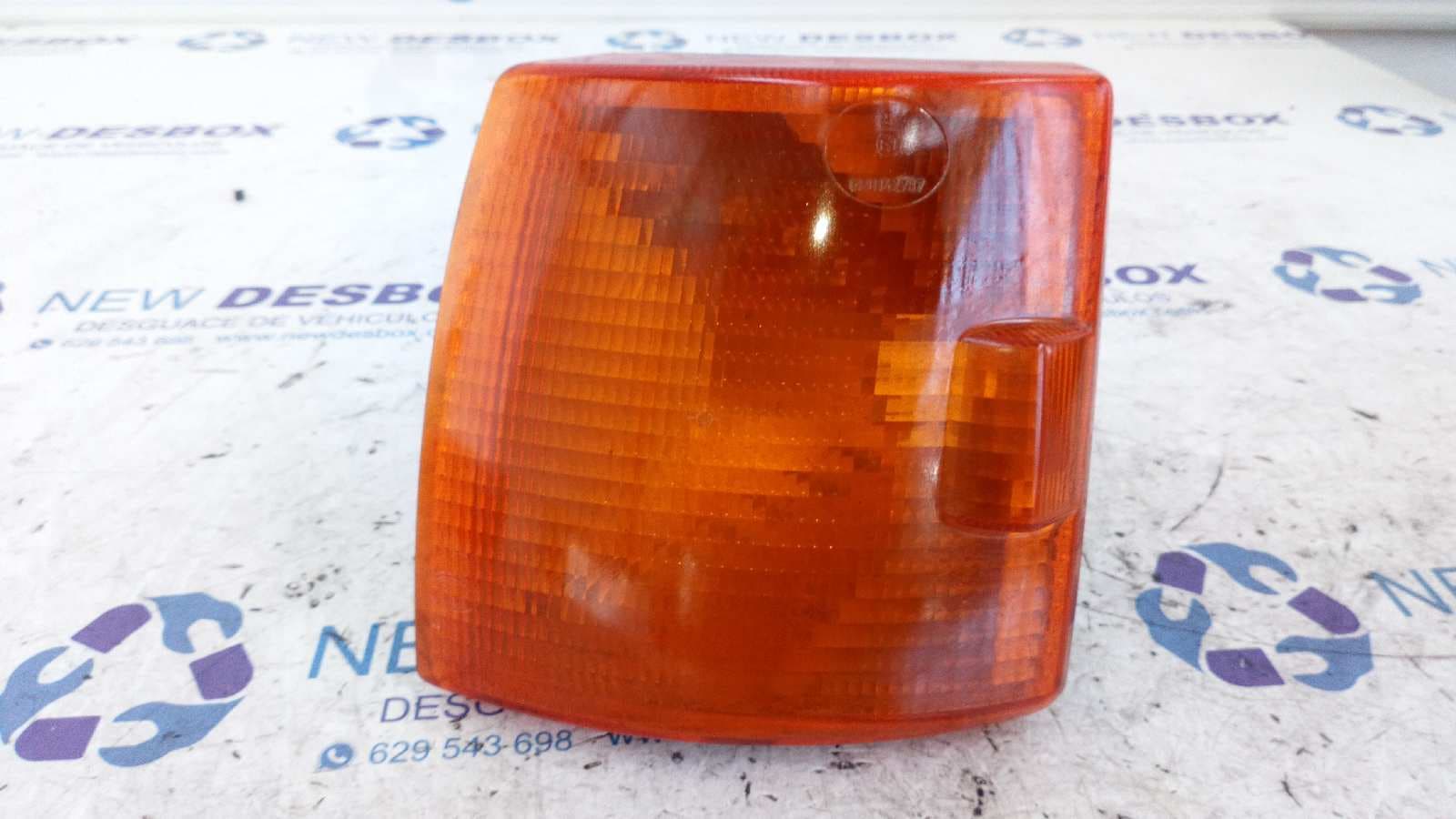 Recambio de PILOTO DELANTERO IZQUIERDO para VOLKSWAGEN T4 TRANSPORTER/FURGONETA (MOD. 1991) 1.9 Turbodiesel CAT (ABL) ABL referencia OEM IAM 701953049   - BLANCO