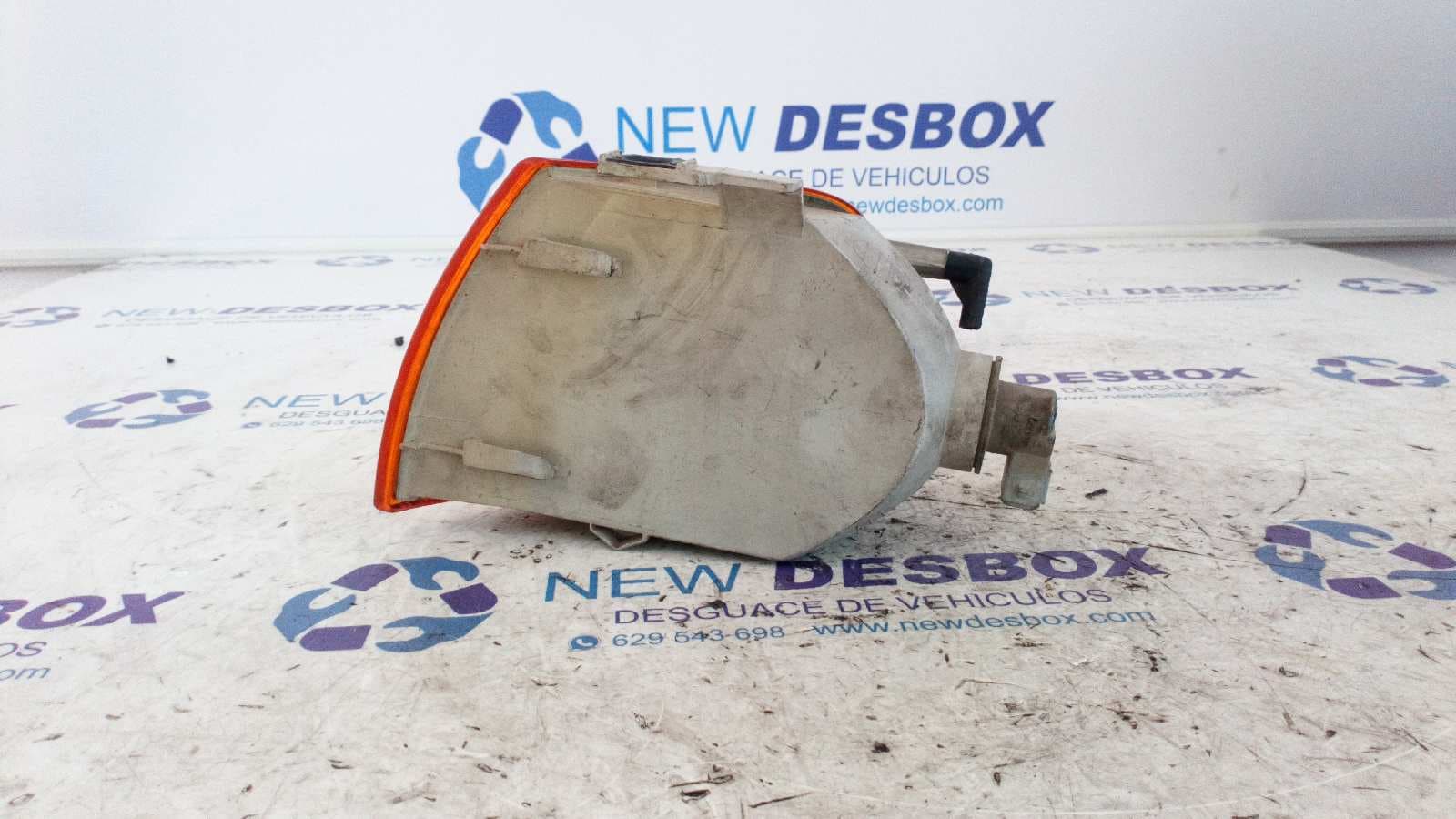 Recambio de PILOTO DELANTERO DERECHO para VOLKSWAGEN POLO BERLINA (6N1) referencia OEM IAM 6N0953050B 3