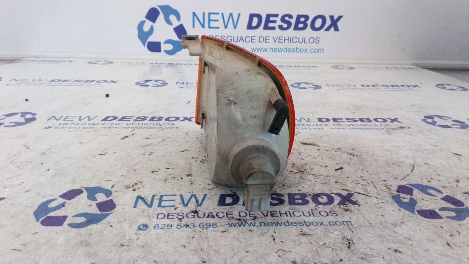 Recambio de PILOTO DELANTERO DERECHO para VOLKSWAGEN POLO BERLINA (6N1) referencia OEM IAM 6N0953050B 4