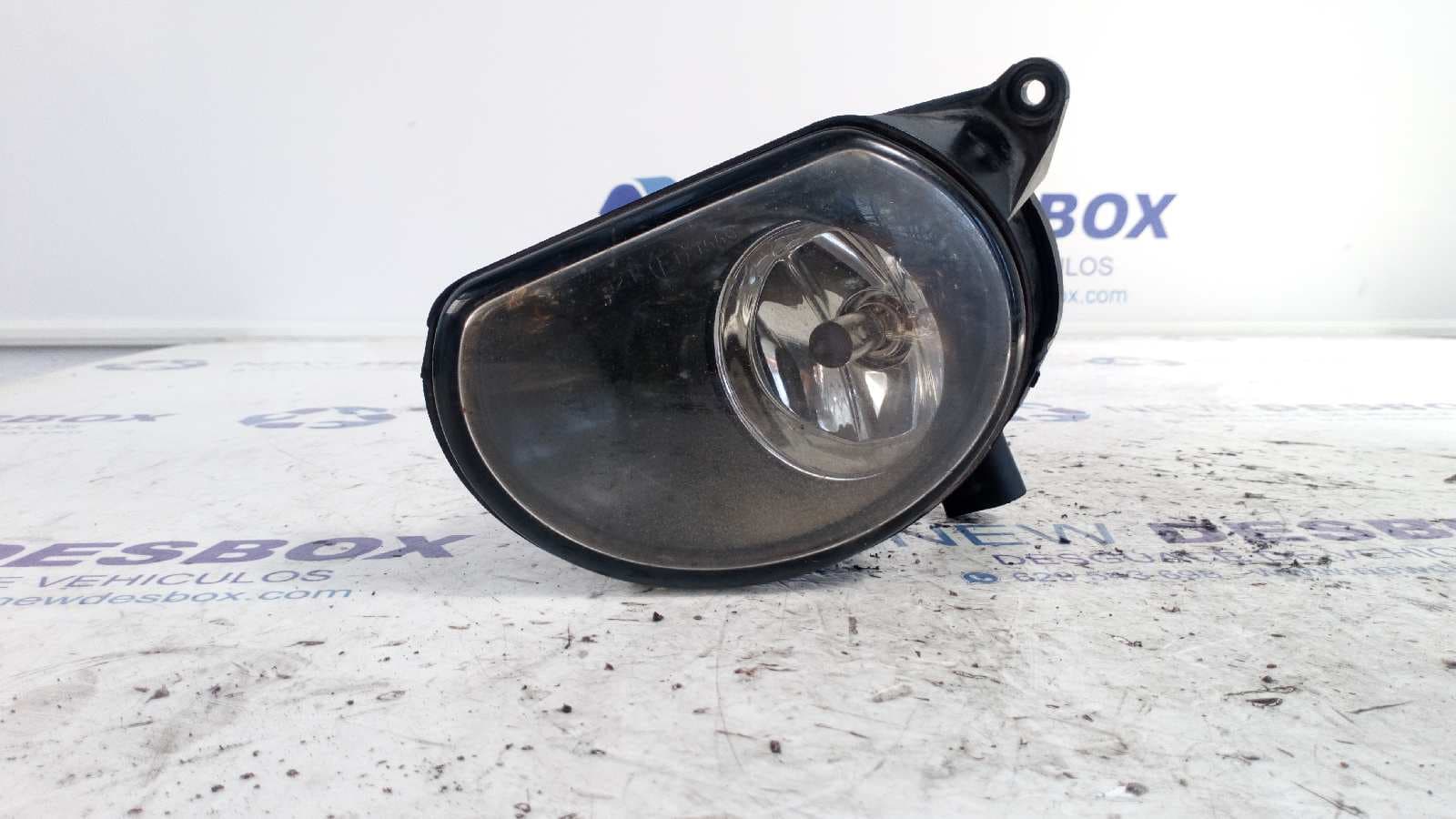 Recambio de FARO ANTINIEBLA IZQUIERDO para AUDI Q7 (4L) referencia OEM IAM 24696700