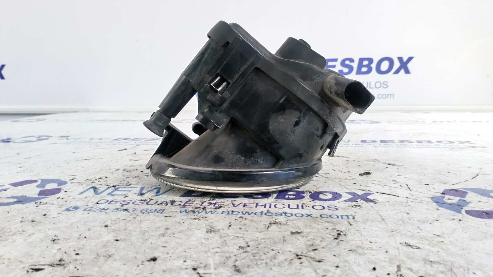 Recambio de FARO ANTINIEBLA DERECHO para AUDI Q7 (4L) referencia OEM IAM 24696800 3