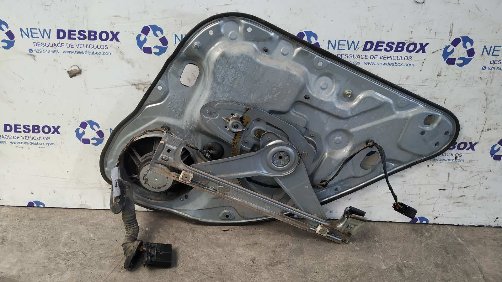 Recambio de ELEVALUNAS TRASERO IZQUIERDO para FORD FOCUS C-MAX (CAP) Trend (D) HHDA referencia OEM IAM 7M51R045H23B   - AZUL