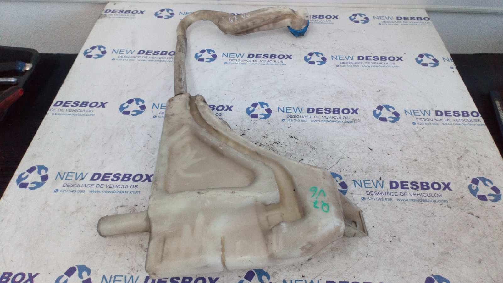 Recambio de DEPOSITO LIMPIA para AUDI Q7 (4L) referencia OEM IAM 4L0955453 2