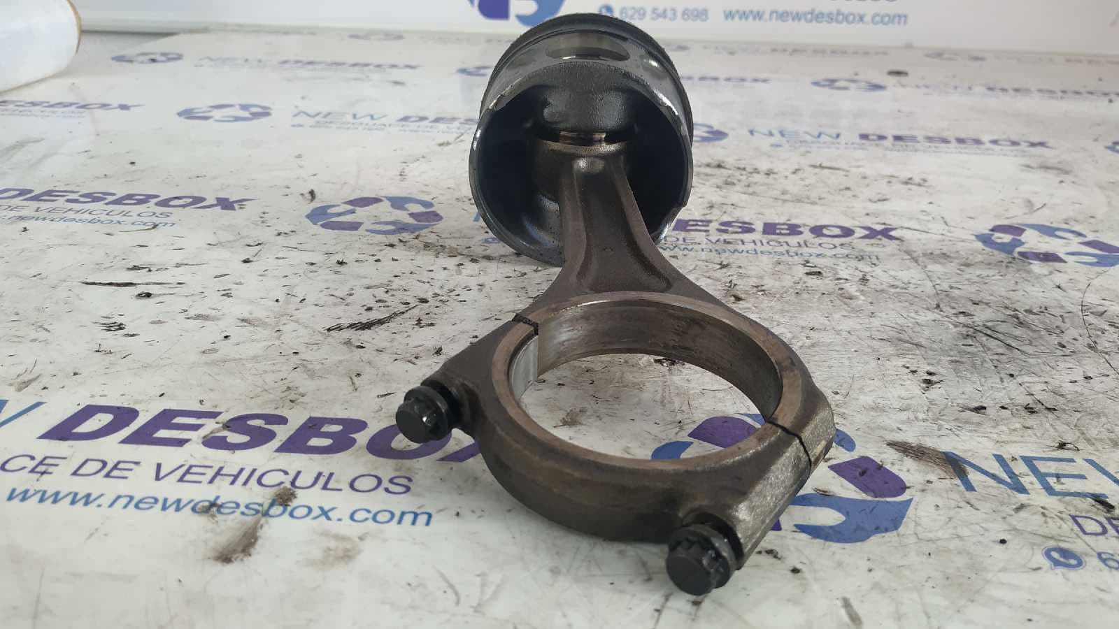 Recambio de PISTON para RENAULT FLUENCE K9KG8 referencia OEM IAM H268X   - BLANCO 2