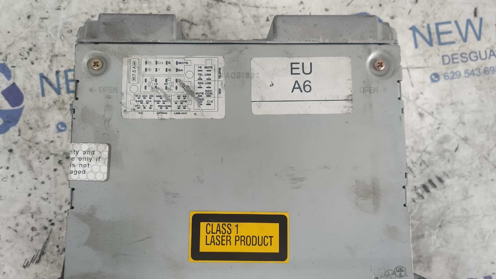 Recambio de SISTEMA AUDIO / RADIO CD para AUDI A6 BERLINA (4B2) referencia OEM IAM 4B0035195   - VERDE 2