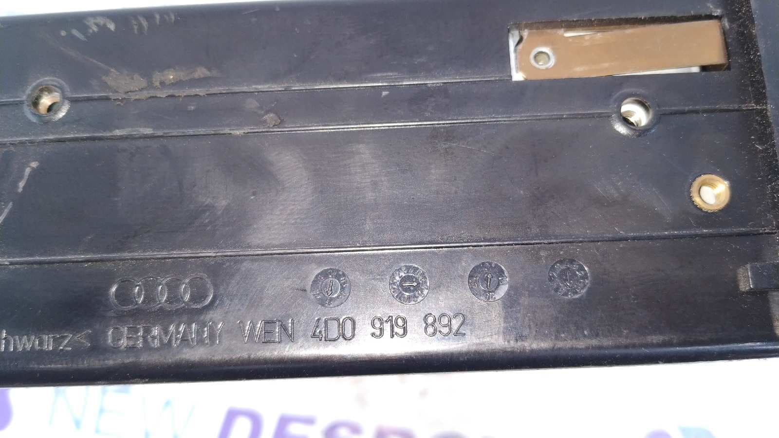 Recambio de SISTEMA NAVEGACION GPS para AUDI A6 AVANT (4B5) 2.5 TDI AKN referencia OEM IAM 4D0919892   - NEGRO 4