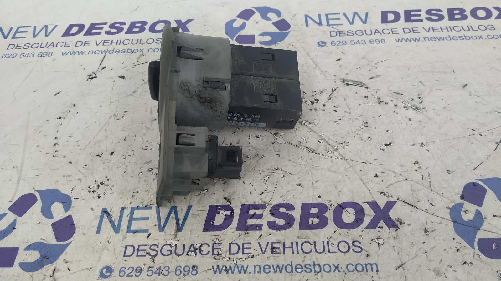 Recambio de MANDO LUCES para SKODA OCTAVIA BERLINA (1U2) referencia OEM IAM 3B0941531A 8