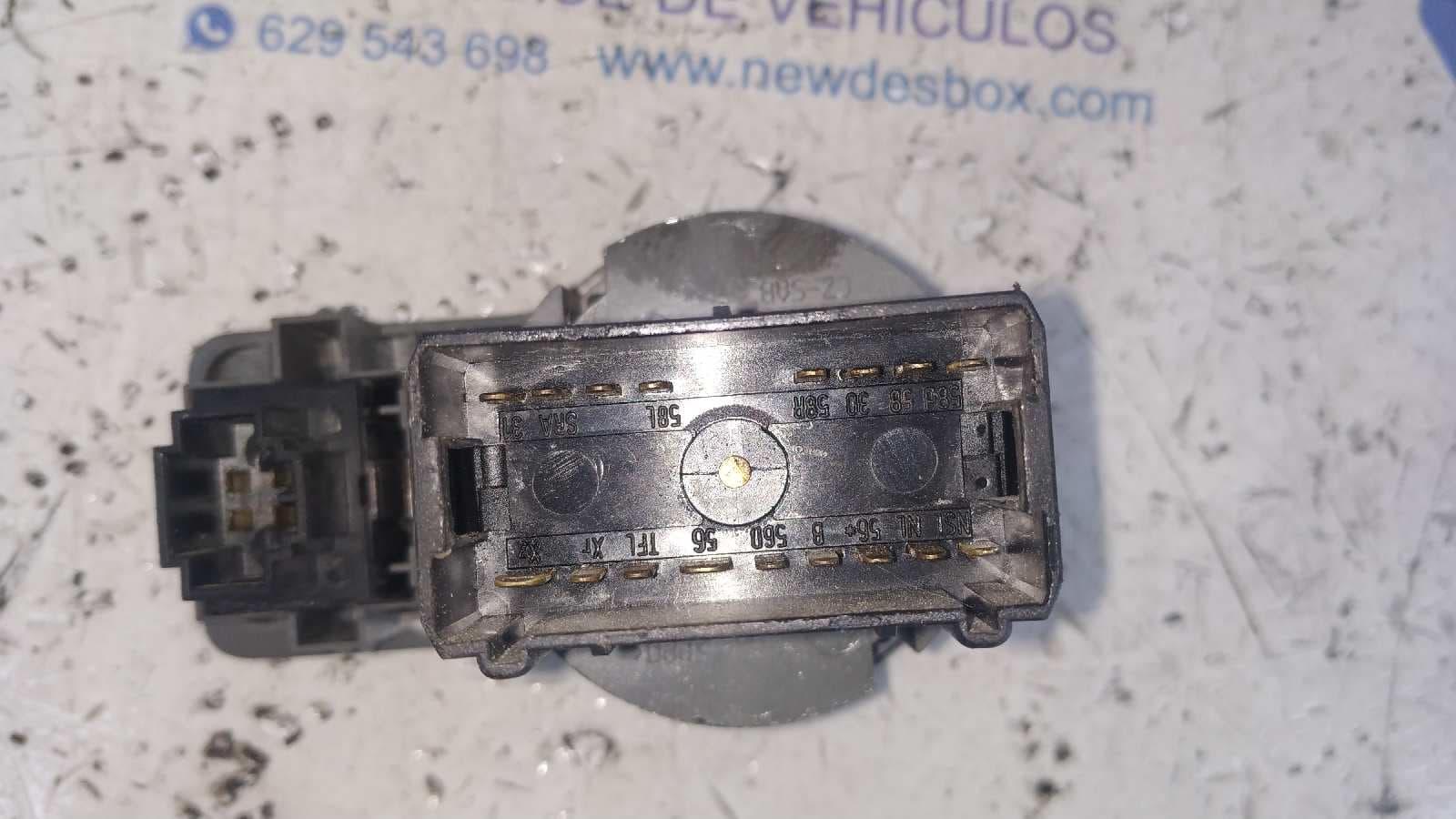 Recambio de MANDO LUCES para SKODA OCTAVIA BERLINA (1U2) referencia OEM IAM 3B0941531A 4