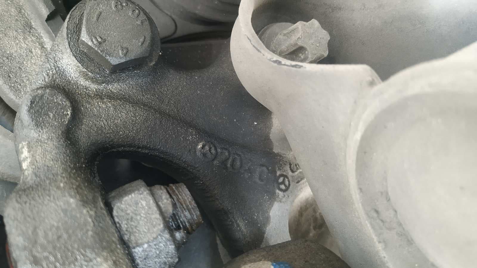 Recambio de MANGUETA DELANTERA IZQUIERDA para MERCEDES-BENZ CLASE CLC (CL203) CLC 220 CDI (LA) (203.708) OM646963 referencia OEM IAM 20401    - NEGRO 8