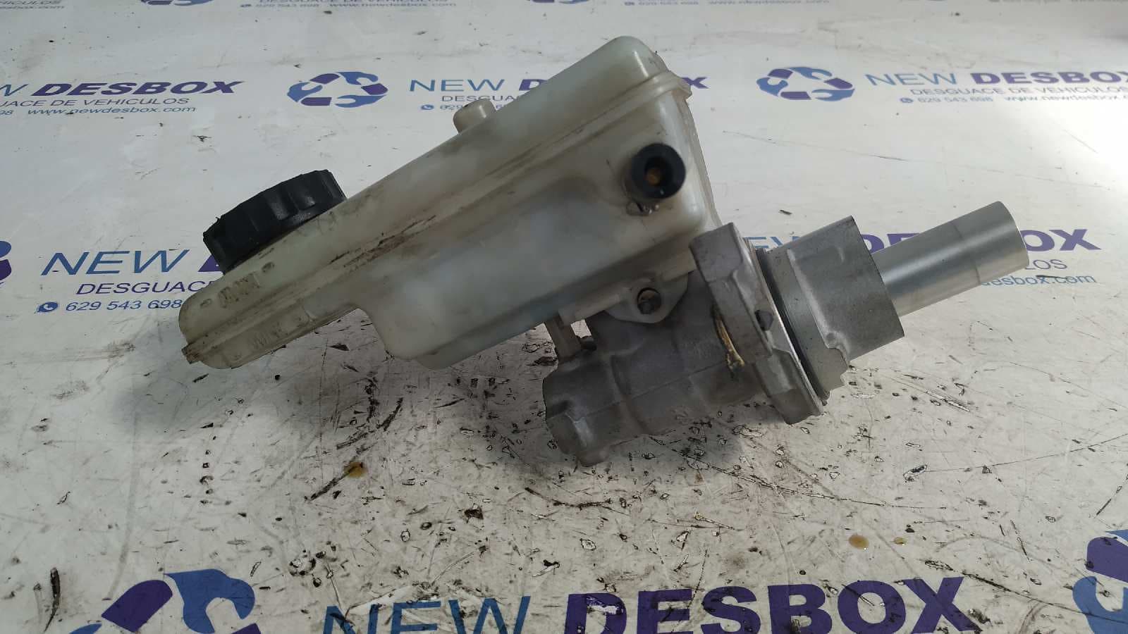 Recambio de BOMBA FRENO para RENAULT KANGOO K9KA8 referencia OEM IAM 0204051558   - BLANCO 7