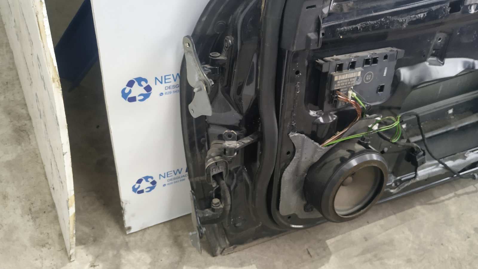 Recambio de PUERTA DELANTERA DERECHA para MERCEDES-BENZ CLASE CLC (CL203) CLC 220 CDI (LA) (203.708) OM646963 referencia OEM IAM 2037201605   - NEGRO 6