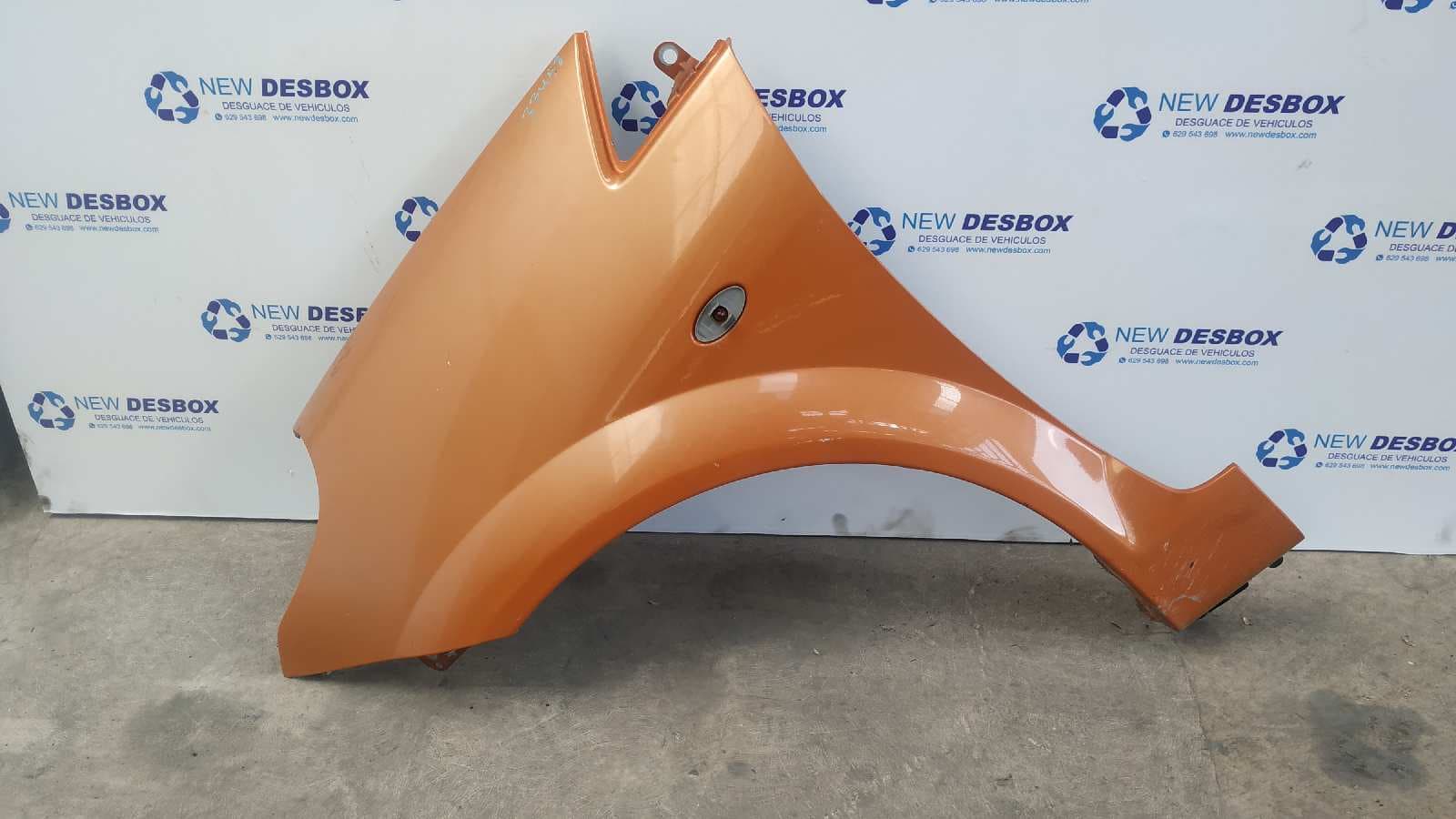 Recambio de ALETA DELANTERA IZQUIERDA para CITROEN C3 PLURIEL 1.4 KFV referencia OEM IAM - NARANJA