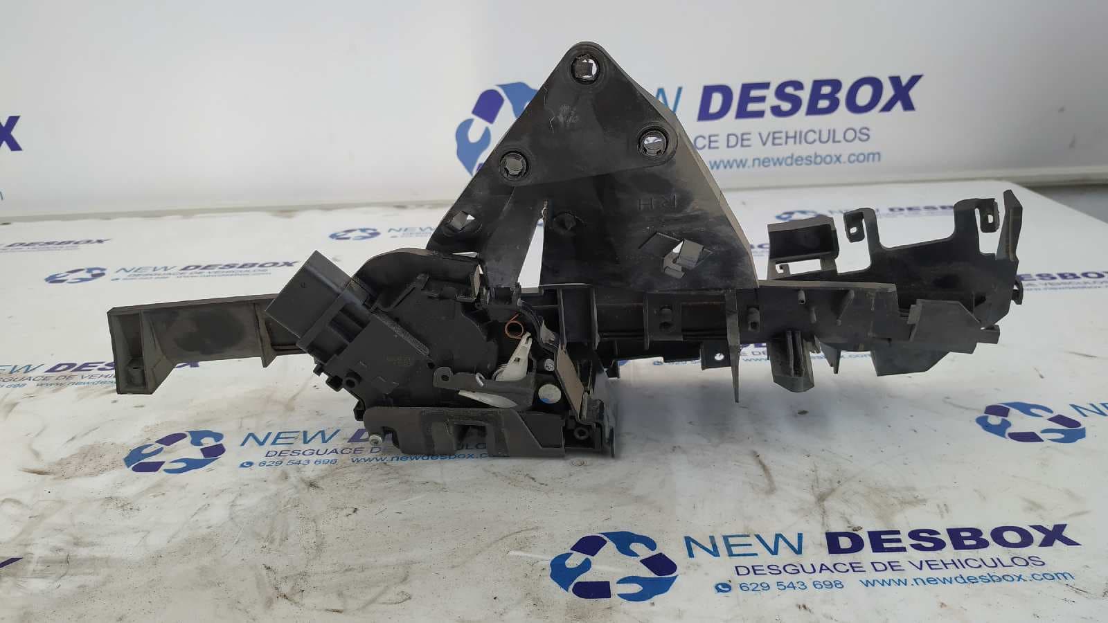 Recambio de CERRADURA PUERTA DELANTERA DERECHA para FORD FOCUS C-MAX (CAP) Trend (D) HHDA referencia OEM IAM 3M5AR21812AK   - AZUL