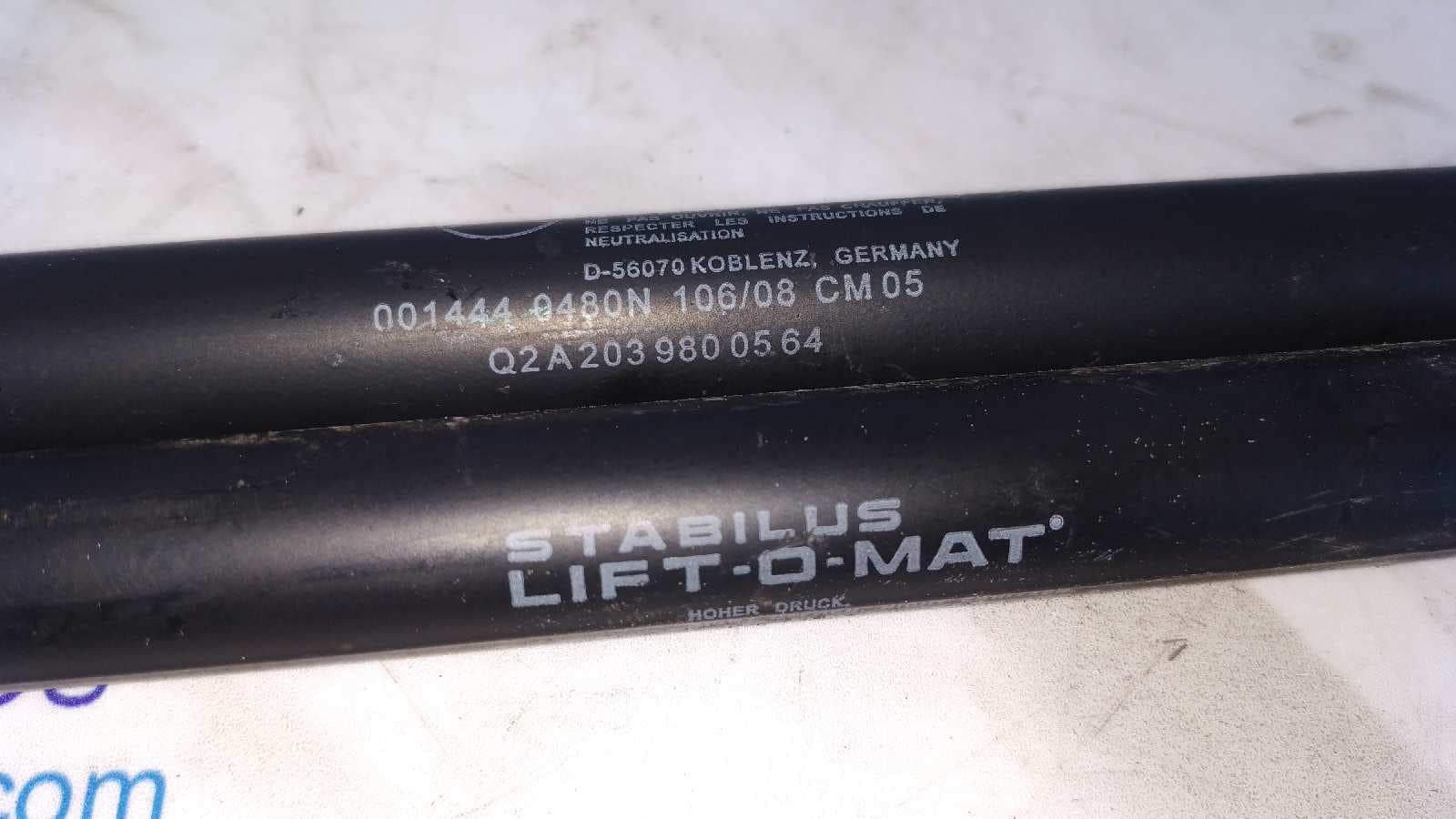 Recambio de AMORTIGUADORES MALETERO / PORTON para MERCEDES-BENZ CLASE CLC (CL203) CLC 220 CDI (LA) (203.708) OM646963 referencia OEM IAM A2039800564   - NEGRO 2