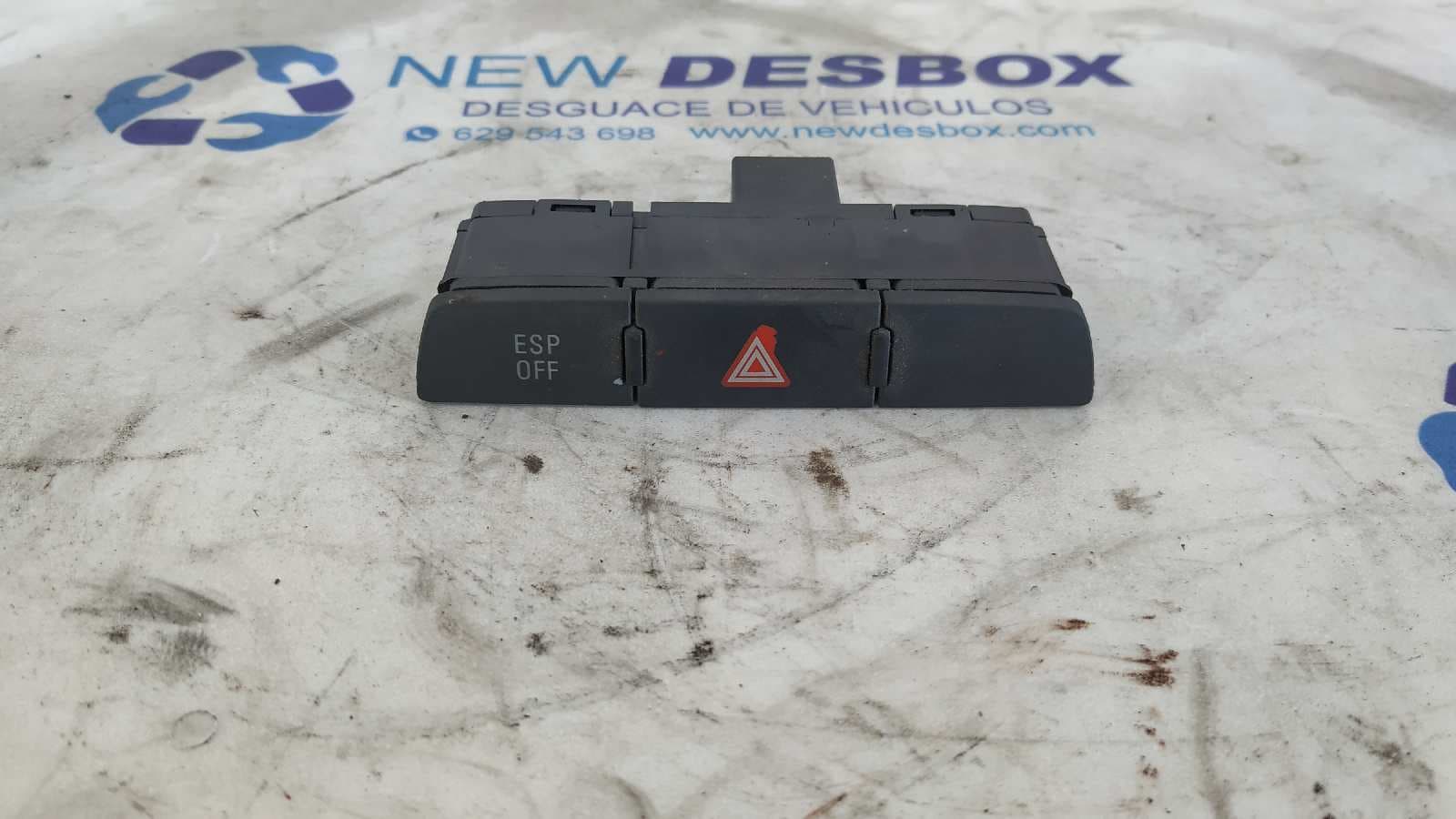 Recambio de WARNING para AUDI Q7 (4L) BUG referencia OEM IAM 4L1927137
