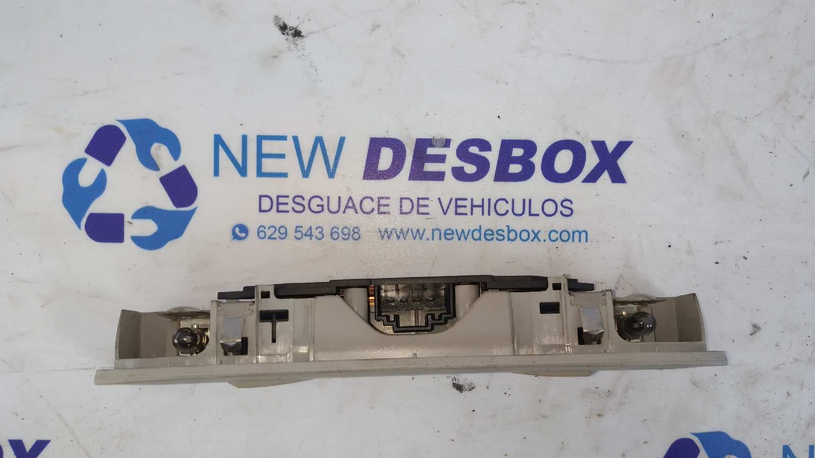Recambio de LUZ INTERIOR para AUDI Q7 (4L) BUG referencia OEM IAM 4L0947111B 5