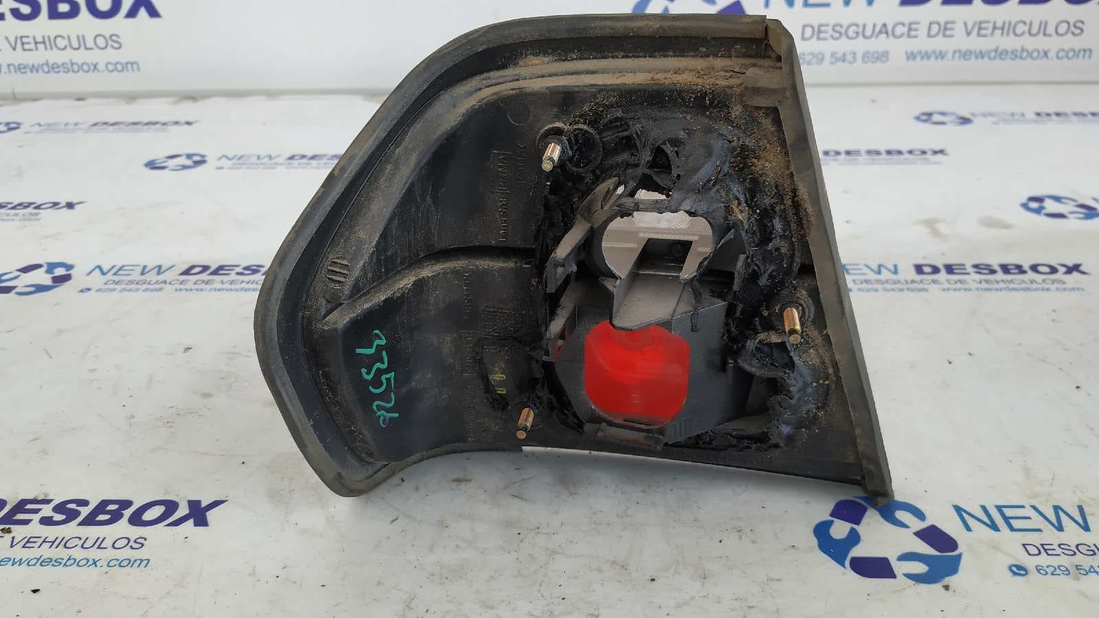 Recambio de PILOTO TRASERO DERECHO para NISSAN PRIMERA BERLINA (P11) 2.0 16V CAT CD20 referencia OEM IAM 2193   - VERDE 3