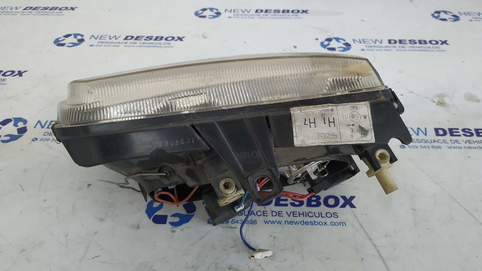 Recambio de FARO DERECHO para VOLKSWAGEN POLO BERLINA (6N2) 1.4 AUD referencia OEM IAM 205965B   - AZUL 2