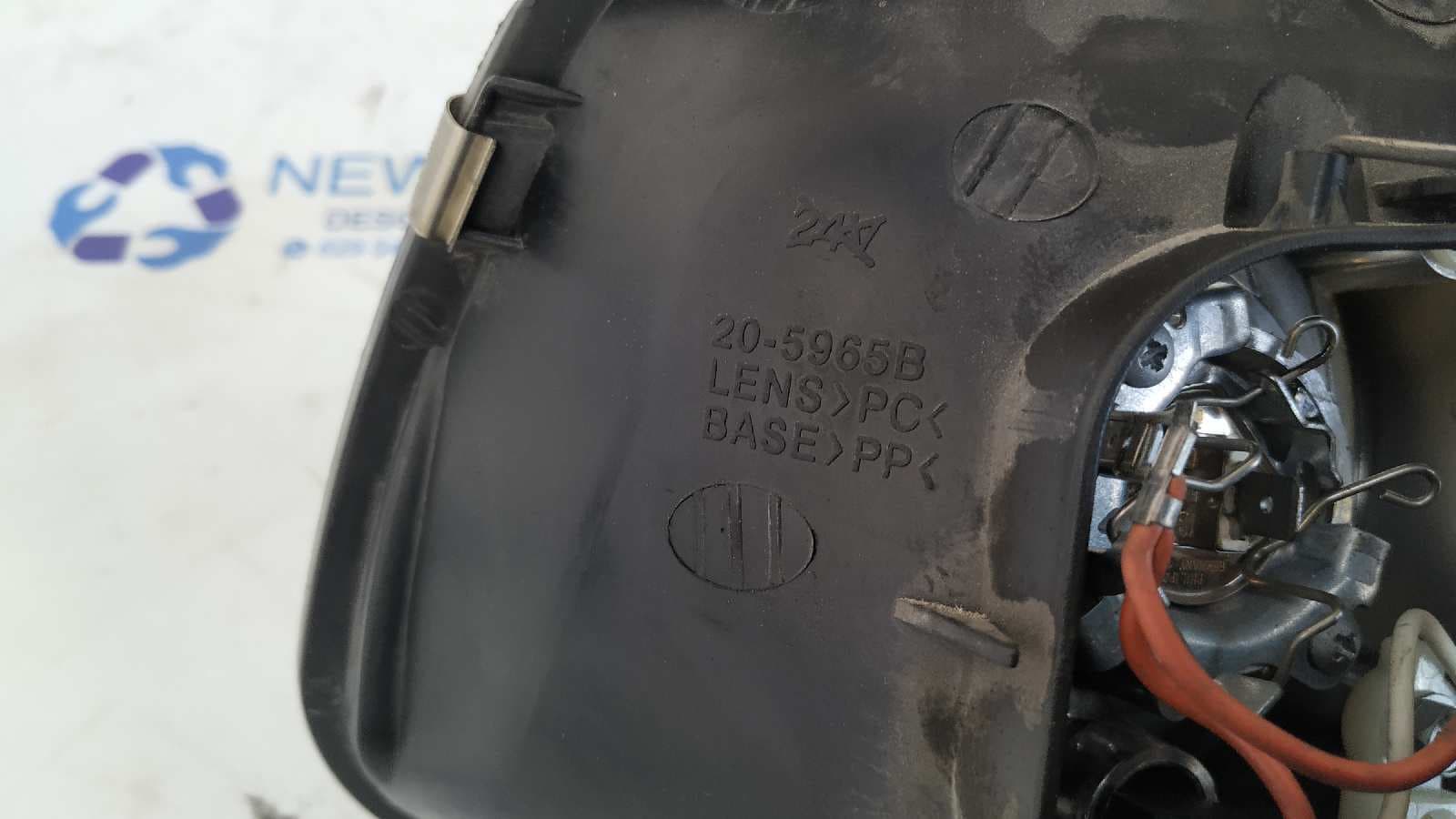 Recambio de FARO DERECHO para VOLKSWAGEN POLO BERLINA (6N2) 1.4 AUD referencia OEM IAM 205965B   - AZUL 4