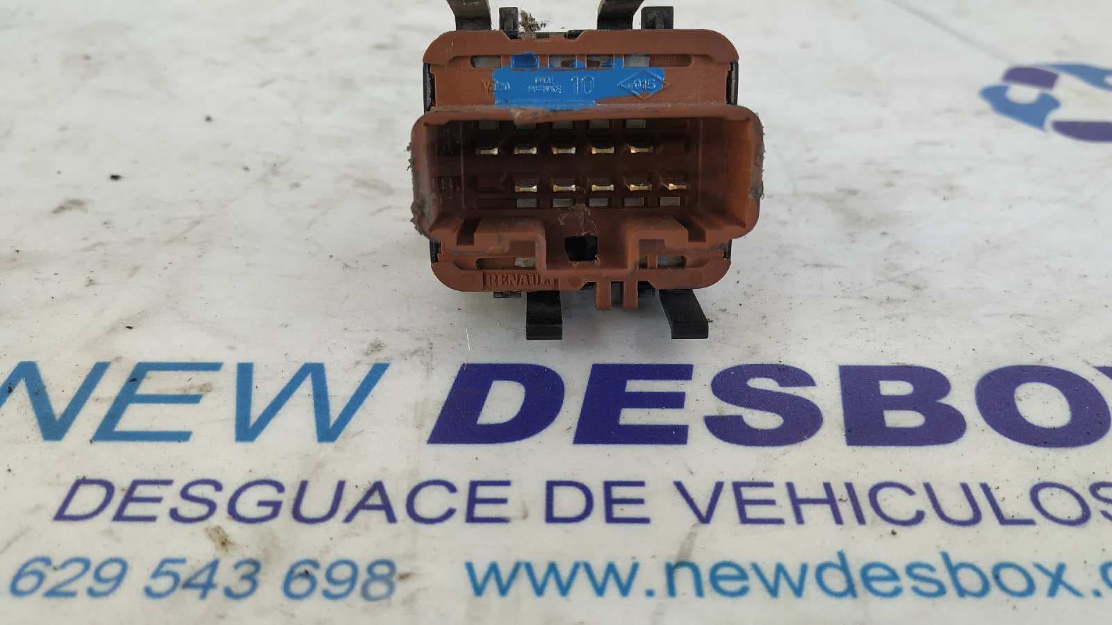 Recambio de MANDO ELEVALUNAS DELANTERO IZQUIERDO para RENAULT MEGANE II BERLINA 3P Confort Authentique F9Q D8 referencia OEM IAM 26503   - GRIS 2
