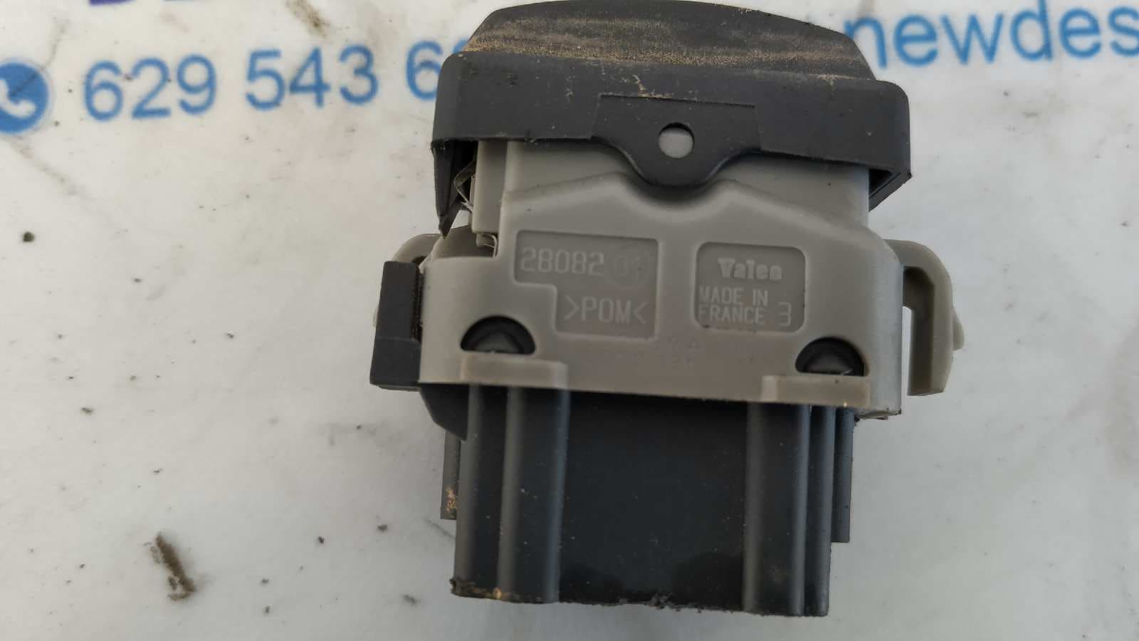 Recambio de MANDO ELEVALUNAS DELANTERO IZQUIERDO para RENAULT MEGANE II BERLINA 3P Confort Authentique F9Q D8 referencia OEM IAM 28082   - GRIS 2