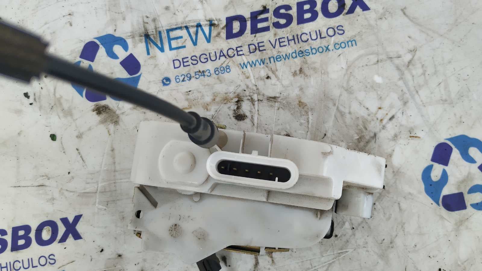 Recambio de CERRADURA PUERTA DELANTERA IZQUIERDA para CITROEN C3 PLURIEL 1.4 HDi 8HZ referencia OEM IAM 46978780   - GRIS 3
