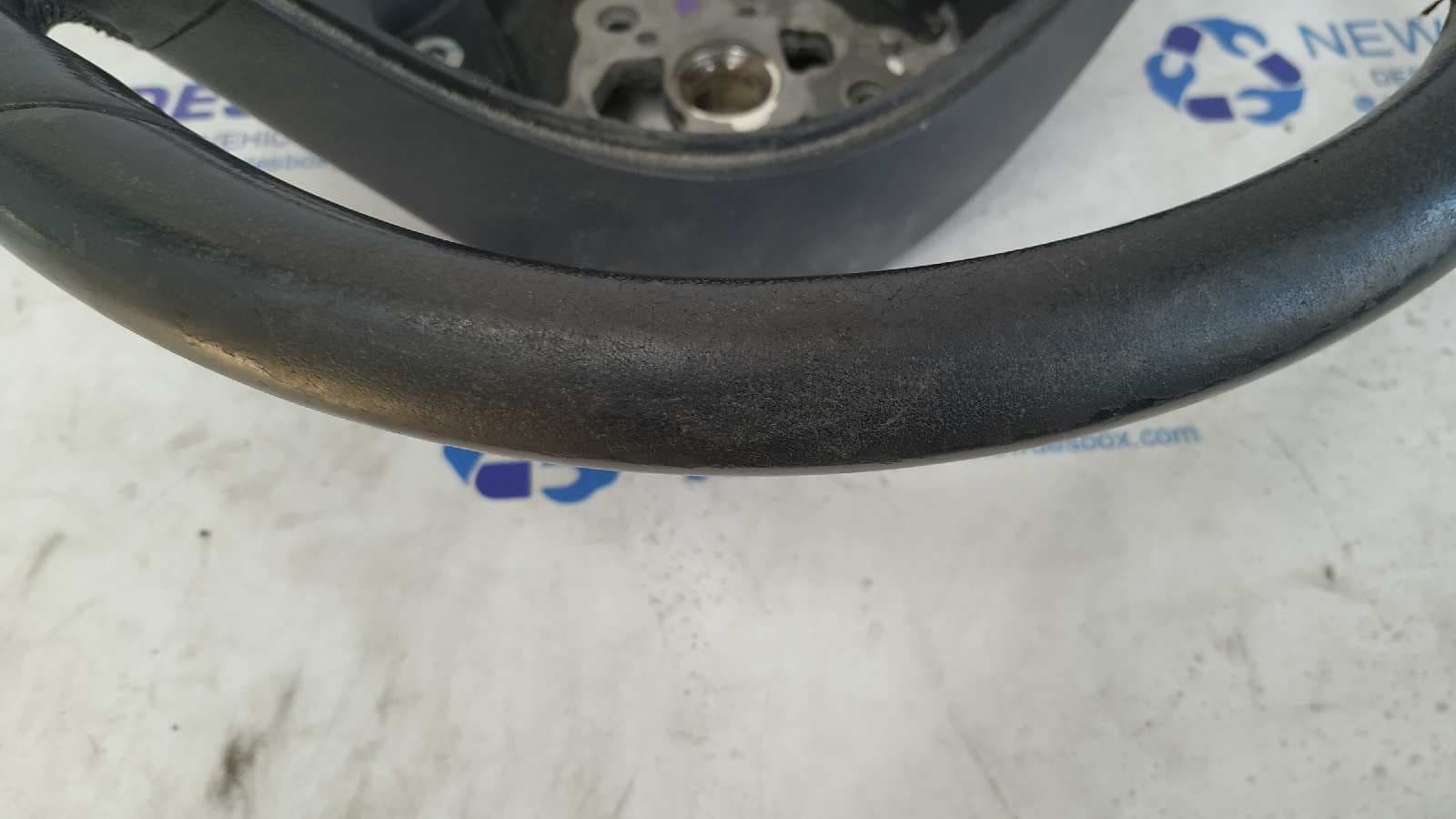 Recambio de VOLANTE para MERCEDES-BENZ CLASE CLC (CL203) CLC 220 CDI (LA) (203.708) OM646963 referencia OEM IAM A2304602118   - NEGRO 4