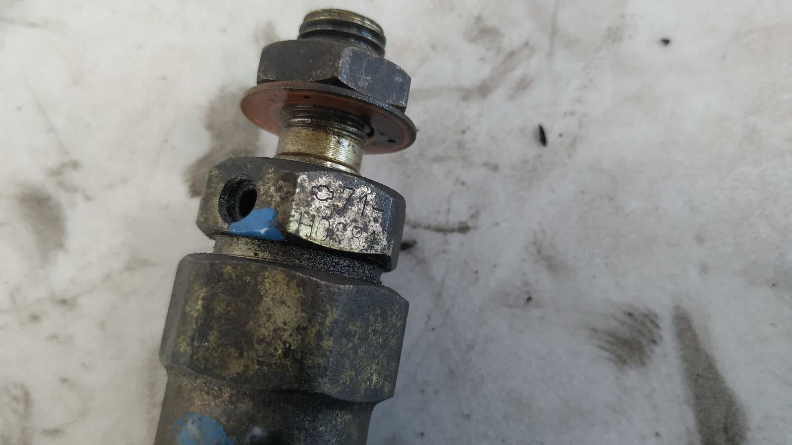 Recambio de INYECTOR para NISSAN PATROL GR (Y61) 2.8 Turbodiesel CAT RD28T referencia OEM IAM 71H0681   - GRIS 2