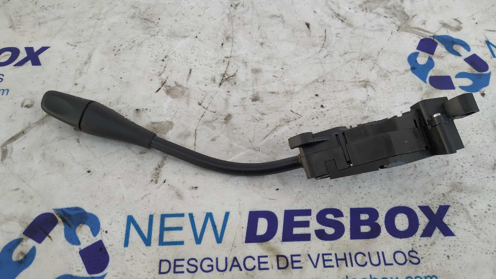 Recambio de MANDO VOLANTE para MERCEDES-BENZ CLASE CLC (CL203) CLC 220 CDI (LA) (203.708) OM646963 referencia OEM IAM A0085452624   - NEGRO 3