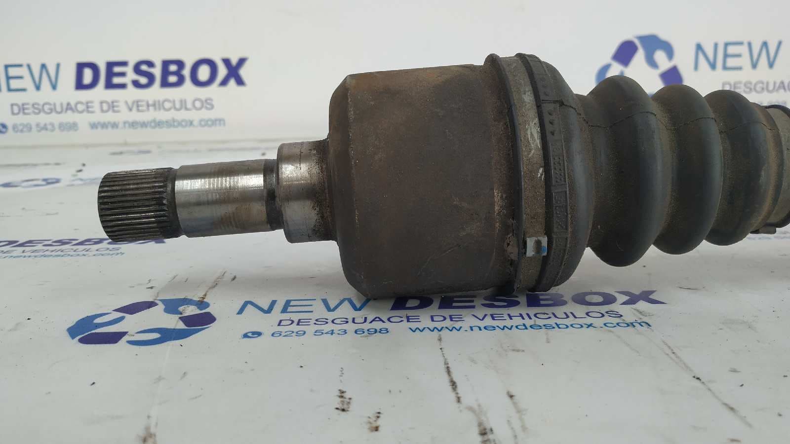 Recambio de TRANSMISION DELANTERA IZQUIERDA para PEUGEOT 406 BERLINA (S1/S2) P8CXUD11BTE referencia OEM IAM    - PLATA 3