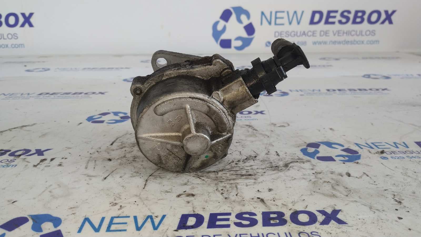 Recambio de DEPRESOR FRENO / BOMBA VACIO para RENAULT MEGANE I FASE 2 GANDTOUR (KA..) 1.9 dCi Century F9QK7 referencia OEM IAM 72117222C   - BLANCO