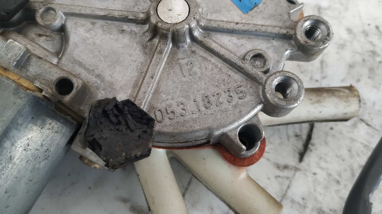 Recambio de ELEVALUNAS DELANTERO DERECHO para AUDI 80/90 (893) 1.9 Diesel (1Y) 1Z referencia OEM IAM 05318235   - VERDE 2