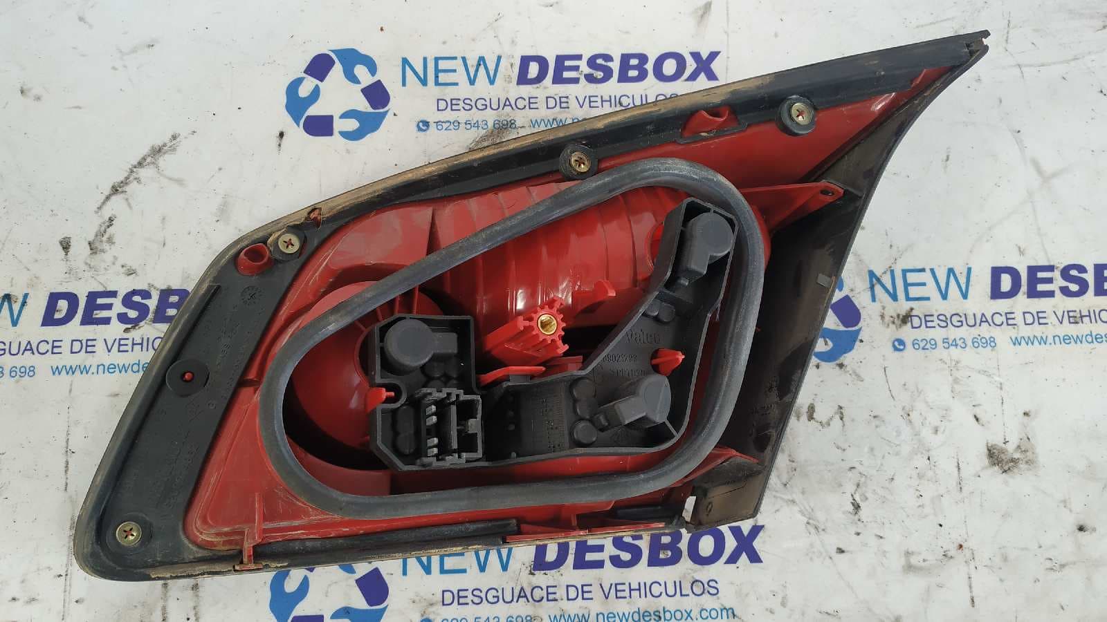 Recambio de PILOTO PORTON IZQUIERDO para RENAULT VEL SATIS (BJ0) 2.2 dCi Turbodiesel G9T D7 referencia OEM IAM 8200014362   - AZUL 3
