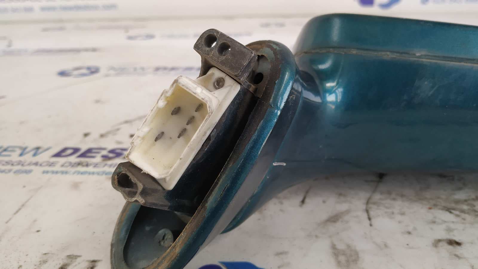 Recambio de RETROVISOR DERECHO para AUDI 80/90 (893) 1.9 Diesel (1Y) 1Z referencia OEM IAM    - VERDE 2