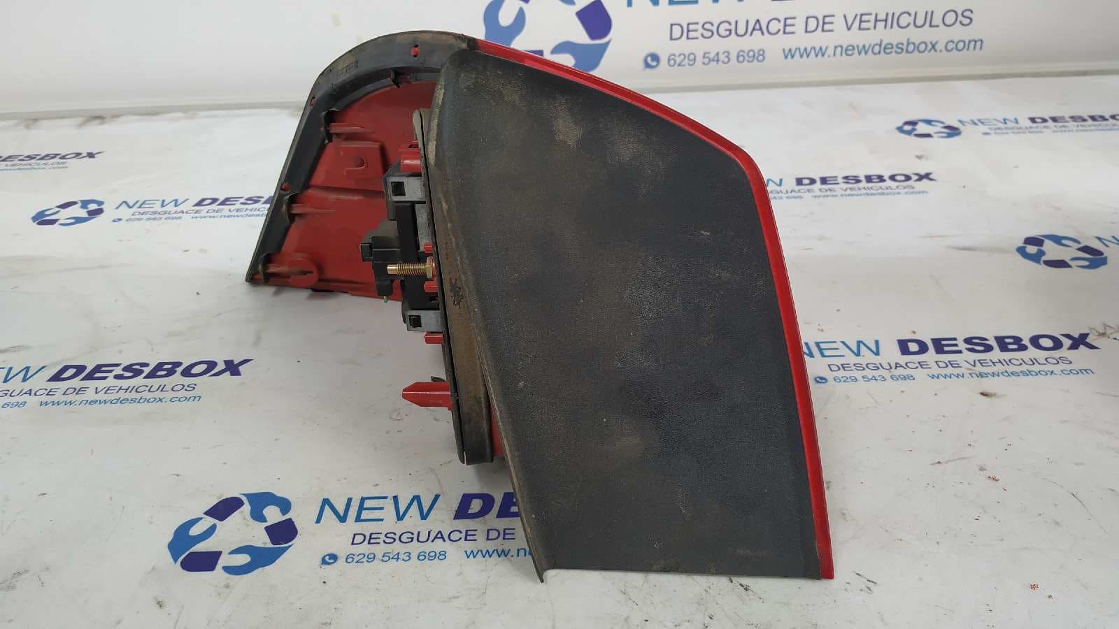 Recambio de PILOTO TRASERO DERECHO para RENAULT VEL SATIS (BJ0) Expression G9T702 referencia OEM IAM 8200014360   - VERDE 4