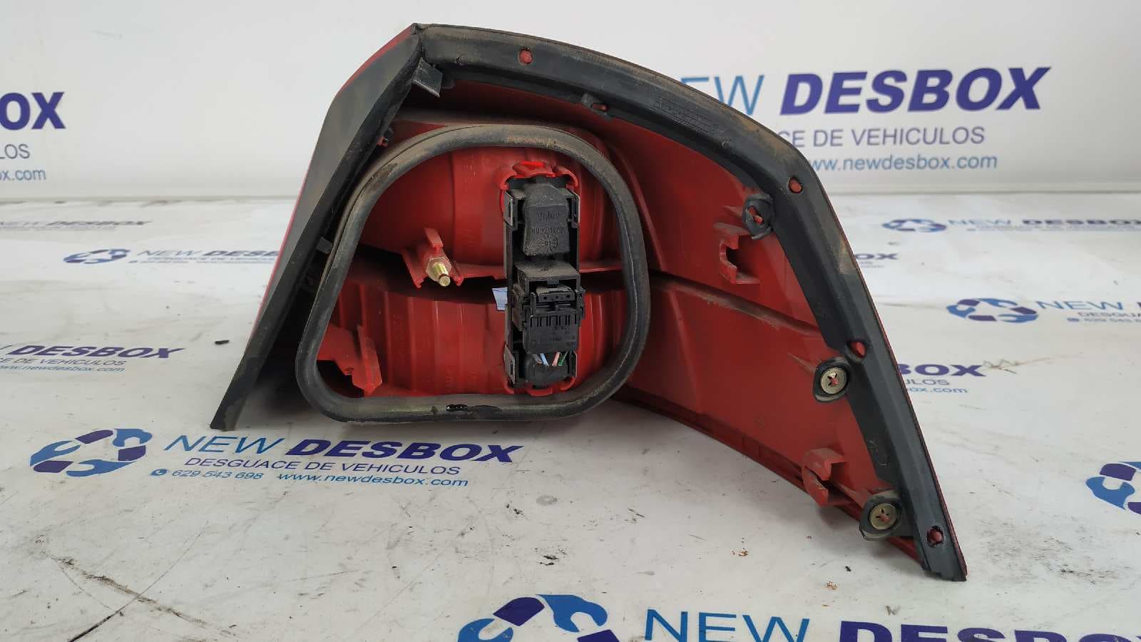 Recambio de PILOTO TRASERO IZQUIERDO para RENAULT VEL SATIS (BJ0) G9T702 referencia OEM IAM 8200014359   - VERDE 2