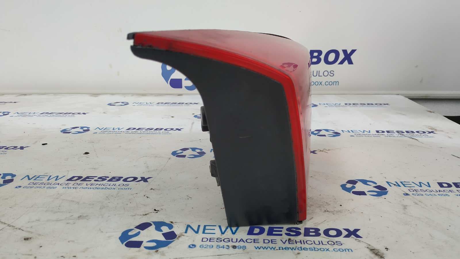 Recambio de PILOTO PORTON IZQUIERDO para RENAULT VEL SATIS (BJ0) Expression G9T702 referencia OEM IAM 8200014362   - VERDE 4