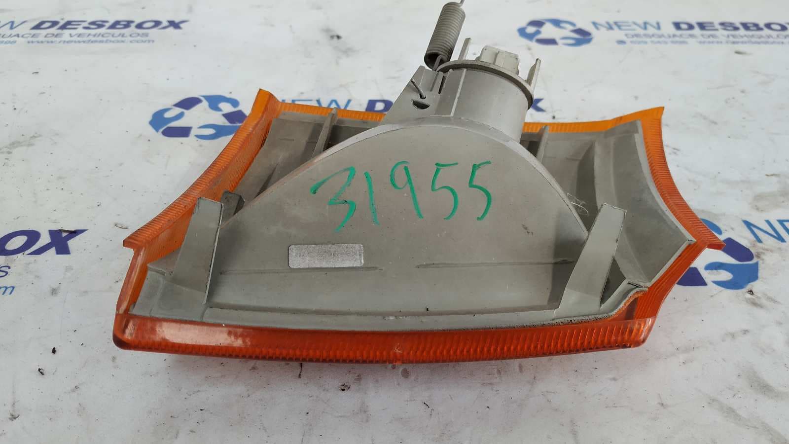 Recambio de PILOTO DELANTERO IZQUIERDO para FORD TRANSIT, COMBI 1995 2.5 TD 4EB referencia OEM IAM 95VG13369AA   - BLANCO 4