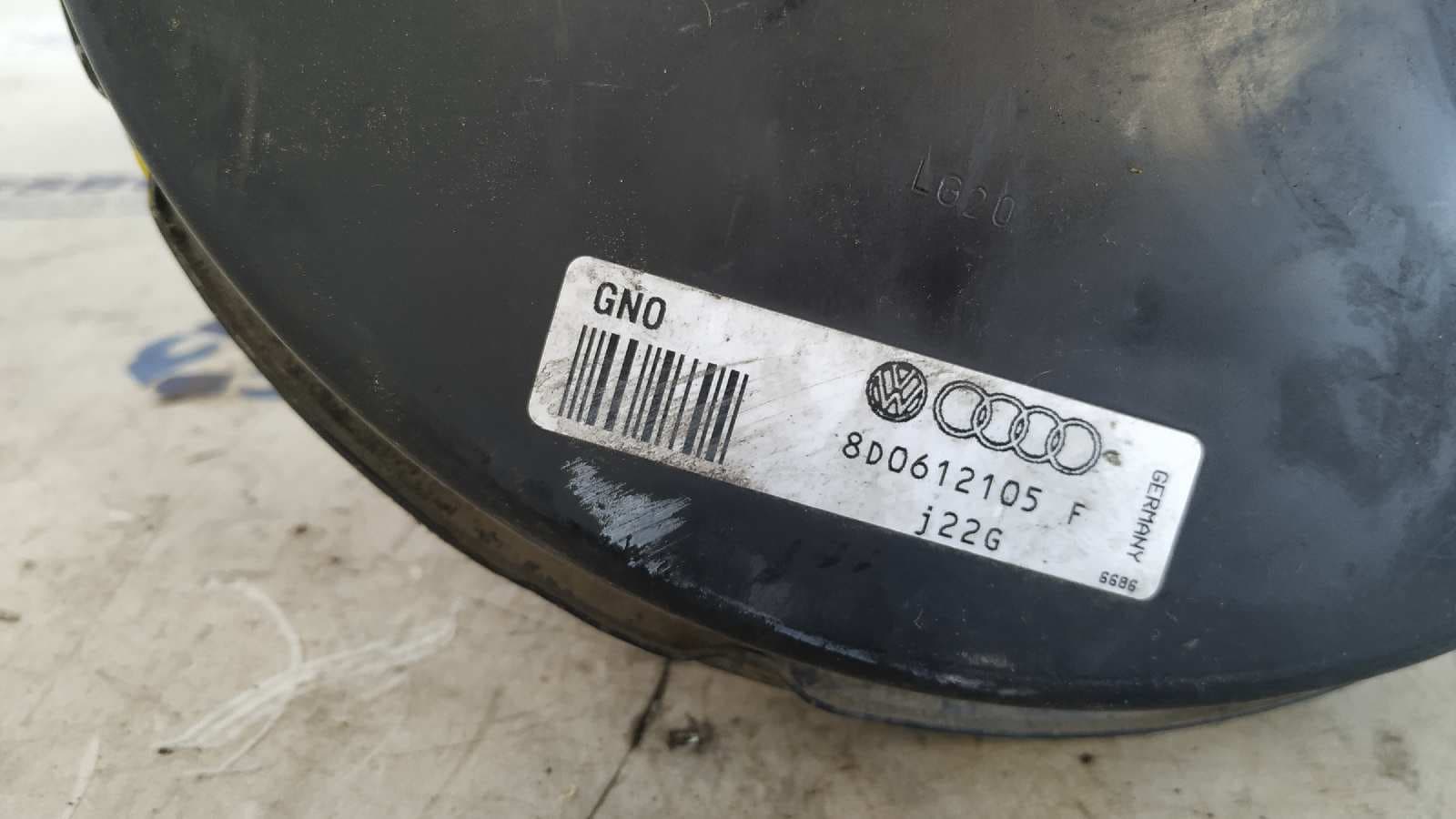 Recambio de SERVOFRENO para VOLKSWAGEN PASSAT BERLINA (3B2) AHU referencia OEM IAM 8D0612105F 4