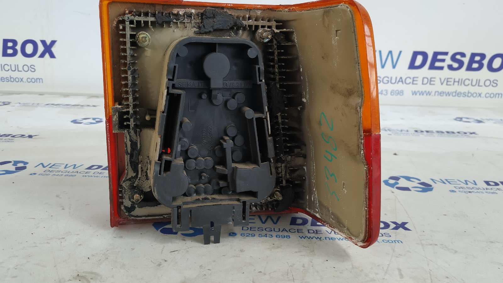 Recambio de PILOTO TRASERO IZQUIERDO para AUDI 100 BERLINA (C4) Básico AAR referencia OEM IAM 443945221   - BLANCO 2