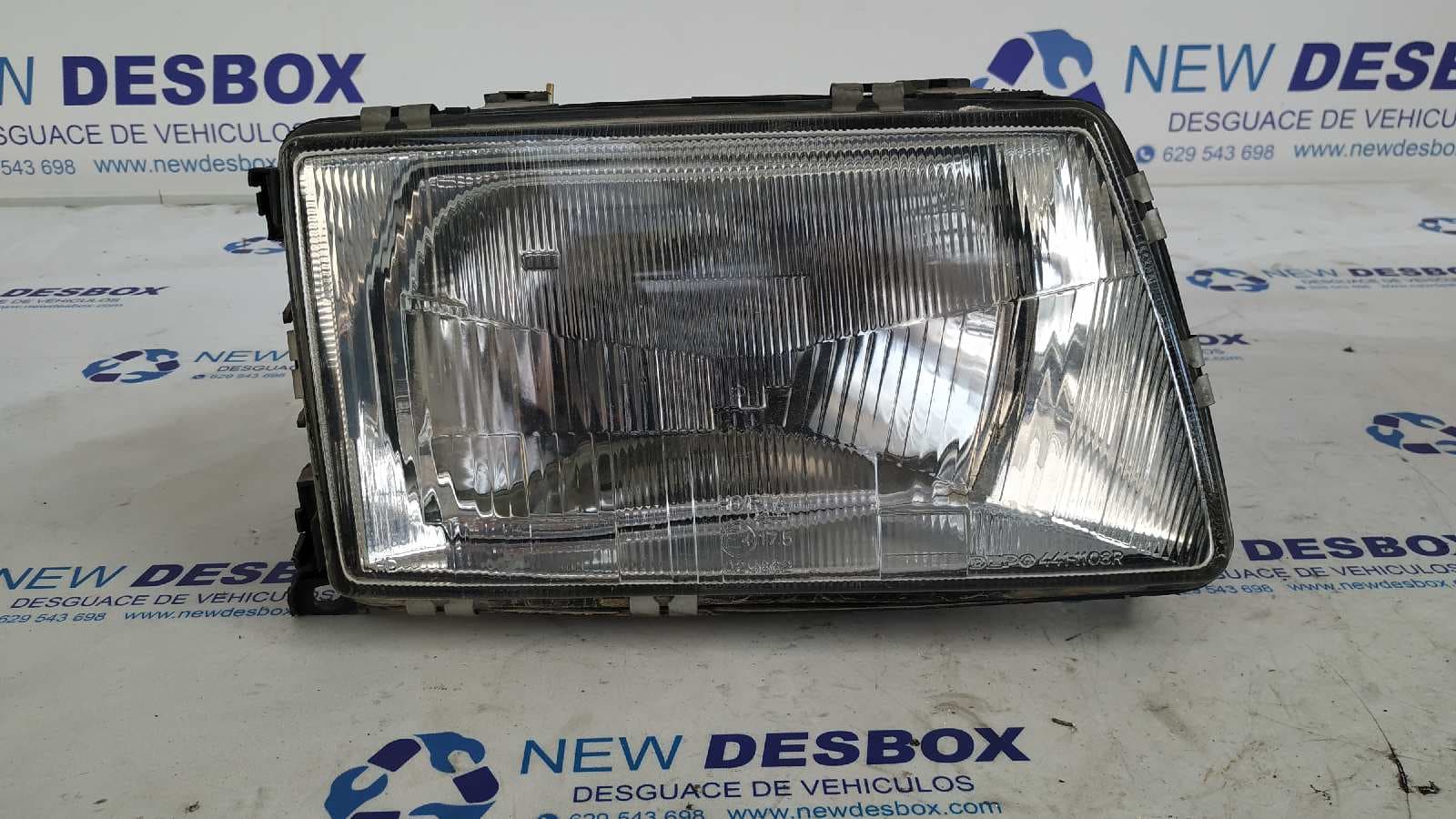 Recambio de FARO DERECHO para AUDI 100 BERLINA (C4) Básico AAR referencia OEM IAM 00870810   - BLANCO