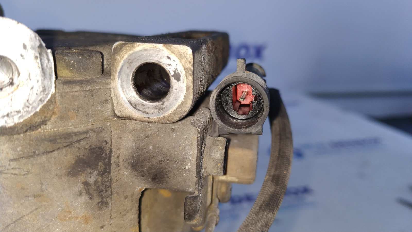 Recambio de COMPRESOR AIRE ACONDICIONADO para RENAULT MASCOTT S9W referencia OEM IAM    - BLANCO 8