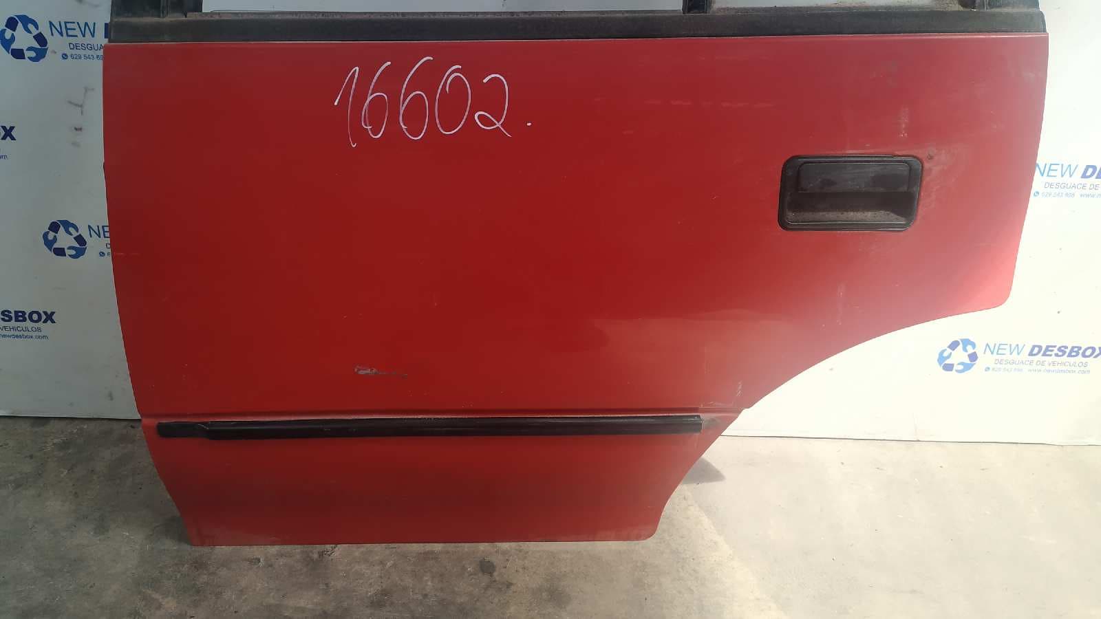 Recambio de PUERTA TRASERA IZQUIERDA para SUZUKI SWIFT BERLINA (MZ) 1.3 16V CAT referencia OEM IAM    - ROJO 2