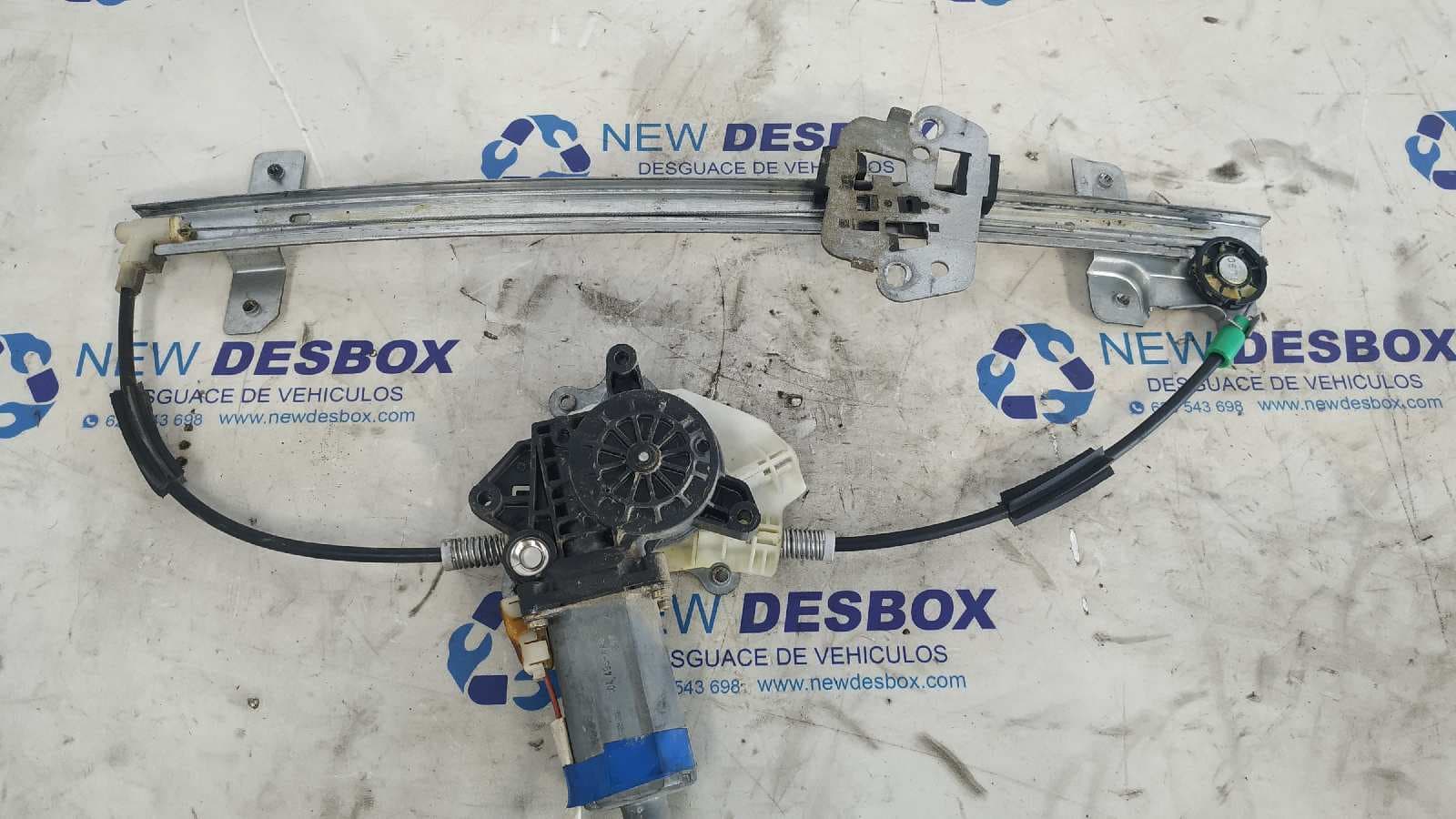 Recambio de ELEVALUNAS DELANTERO DERECHO para HONDA ACCORD BERLINA (CC/CE) 1.8 Edition 20 F2072      referencia OEM IAM 104495XXX   - BLANCO 4