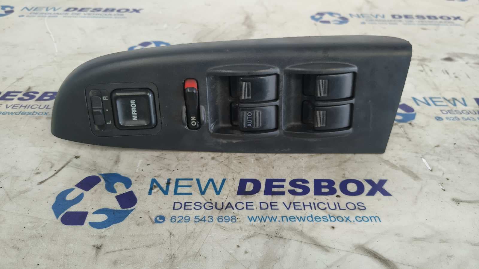 Recambio de MANDO ELEVALUNAS DELANTERO IZQUIERDO para HONDA ACCORD BERLINA (CC/CE) 1.8 Edition 20 F2072      referencia OEM IAM 8714Y   - BLANCO