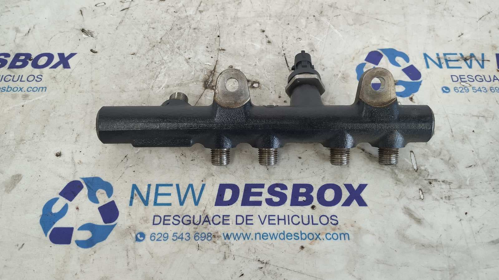 Recambio de RAMPA INYECTORA para DACIA DOKKER K9KC6 referencia OEM IAM H8201157327   - BLANCO 4