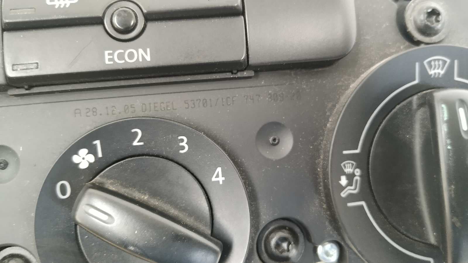Recambio de MANDO CALEFACCION / AIRE ACONDICIONADO para VOLKSWAGEN TOURAN (1T1) Trendline BKC referencia OEM IAM    - AZUL 6