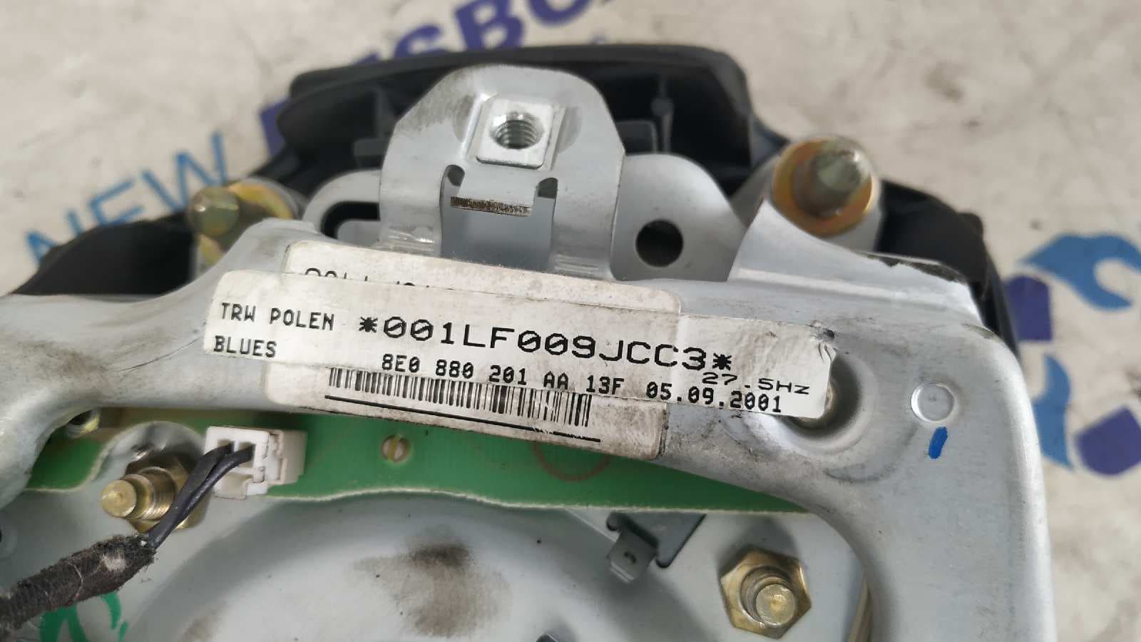 Recambio de AIRBAG DELANTERO IZQUIERDO para AUDI A8 (D2) 2.5 TDI AKE referencia OEM IAM 8E0880201AA   - AZUL 4